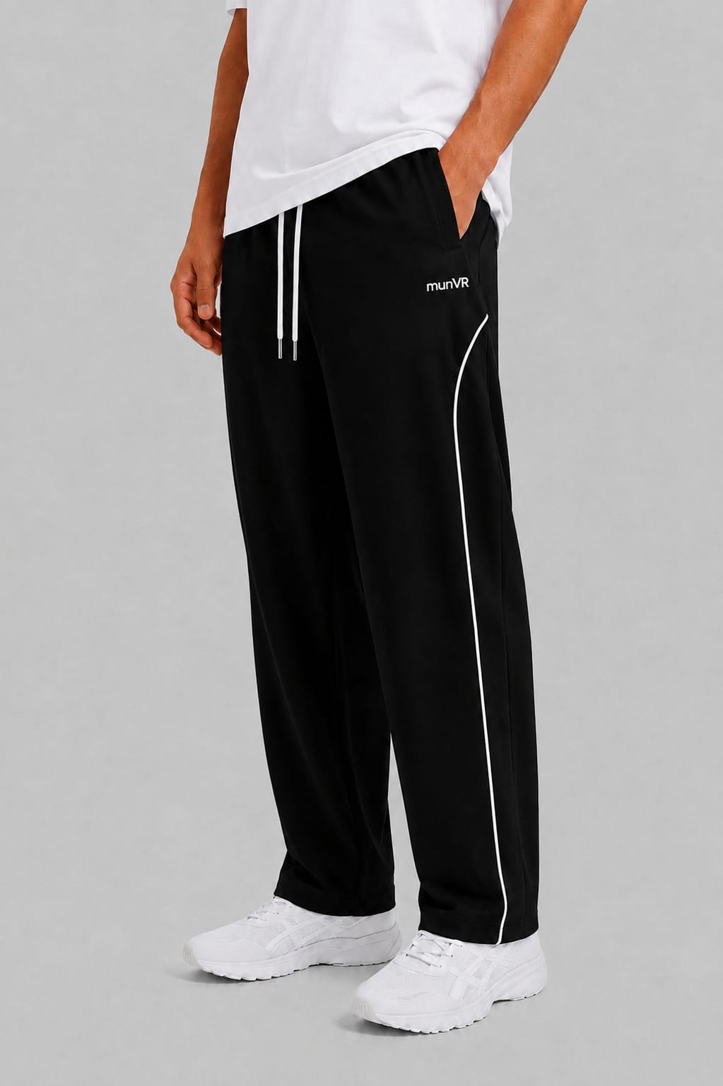 munVR  Black ARC Track Pants