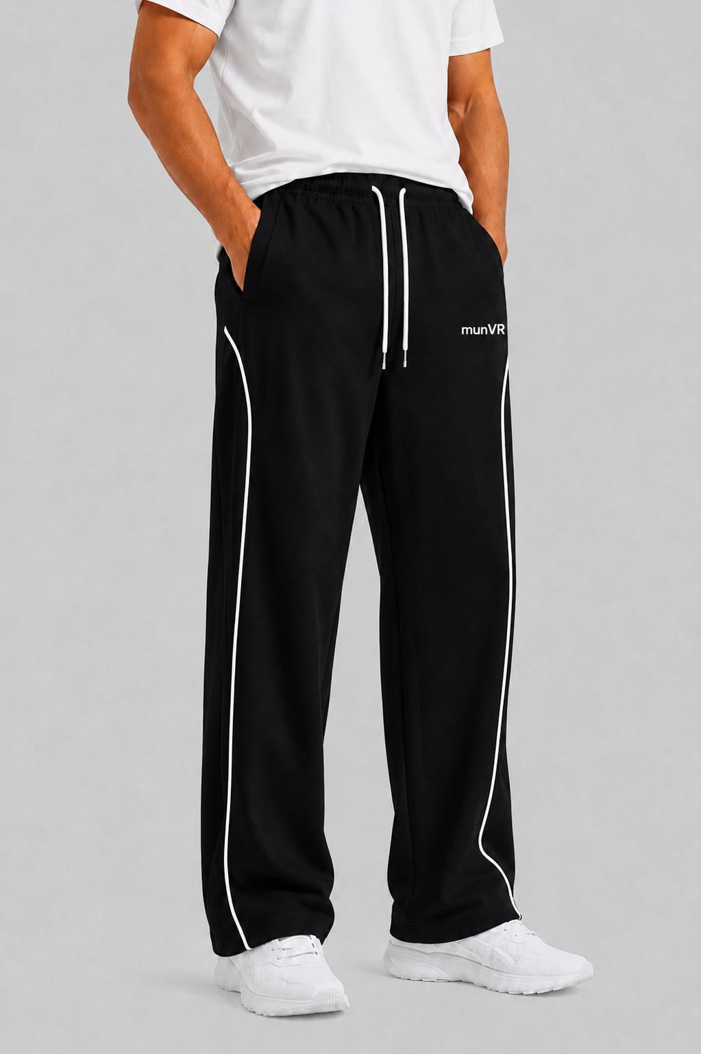 munVR  Black ARC Track Pants